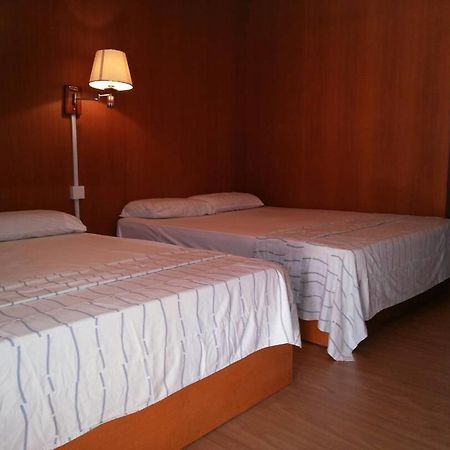 New Cocohut Chalet Hotel กัวลาตรังกานู ภายนอก รูปภาพ